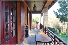 Allier (03) department: For sale in Hérisson - Fully renovated house of 190 m² - 2429 m² plot - Outbuildings - Swimming pool