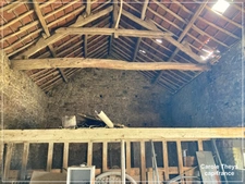 Dpt Creuse (23), a vendre Saint Vaury Corps de ferme à rénover - Terrain 6535 m2