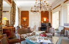 Château and equestrian facilities (stud farm) for sale in the heart of the Bourbonnais countryside - Caretaker's house, clubhouse, riders' house, stalls, stables - 40 hectares of land