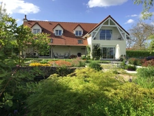Dpt Creuse (23) : Maison contemporaine de 2012 de 200 m2 - Garages - Abris - Piscine hors sol - Terrain 5464 m2