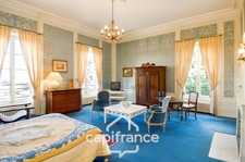 Château and equestrian facilities (stud farm) for sale in the heart of the Bourbonnais countryside - Caretaker's house, clubhouse, riders' house, stalls, stables - 40 hectares of land