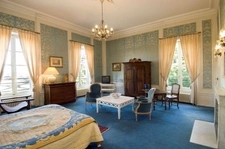 Château, installation équestre (haras) à vendre au coeur du bocage bourbonnais - Maison de gardien, club house, maison des cavaliers, boxes, écuries - Terrain de 40 hectares