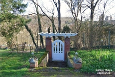 Allier (03) department: For sale in Hérisson - Fully renovated house of 190 m² - 2429 m² plot - Outbuildings - Swimming pool