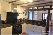 Dpt Creuse (23), à vendre proche Crozant maison de 3 chambres de 136 m2, véranda, garage, piscine, gîte de deux chambres - Terrain  6375m2