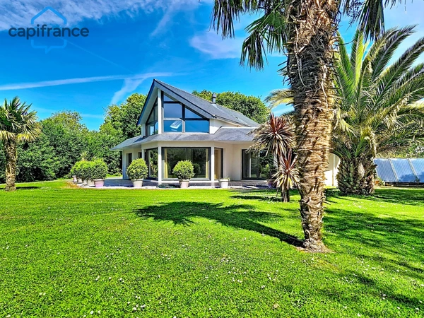 Maison d’architecte – jardin paysager et environnement privilégié à Milizac (29)