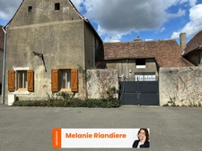 Maison de caractère à vendre à Courcelles-la-Forêt – 5 chambres, jardin et dépendances