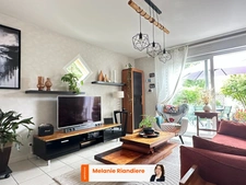 Maison à vendre à Clermont-Créans – 4 chambres, jardin, deux terrasses et garage