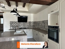 Maison de caractère à vendre à Courcelles-la-Forêt – 5 chambres, jardin et dépendances