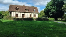 Maison à rénover sur 5000 m2 de terrain 