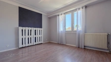 Appartement à vendre 3 pièces LESCAR (64) Jardin de 268m2 Parking et garage