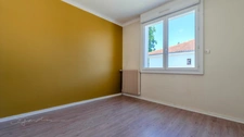 Appartement à vendre 3 pièces LESCAR (64) Jardin de 268m2 Parking et garage