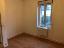 Maison en pierres  à deux pas du centre ville VILLEMANDEUR (45)