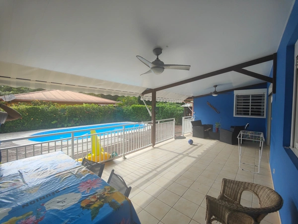 REMIRE-MONTJOLY, Villa d'Exception T4 mitoyenne à vendre 