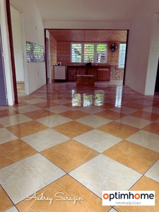  Maison de plain-pied de 93 m² à Petite Île 97429