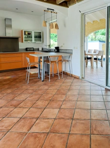 Le Moule — Maison familiale 188 m² avec piscine sur terrain de 1 226 m²