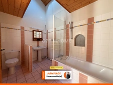 🌿 Maison lumineuse avec pierres apparentes – Saint-Flour, Secteur Faubourg / Ville Basse