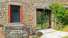 CUNLHAT – BELLE MAISON EN PIERRES RÉNOVÉE – JARDIN 500 M² – GRANGE