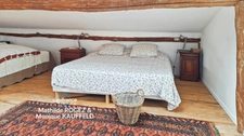 CUNLHAT – BELLE MAISON EN PIERRES RÉNOVÉE – JARDIN 500 M² – GRANGE