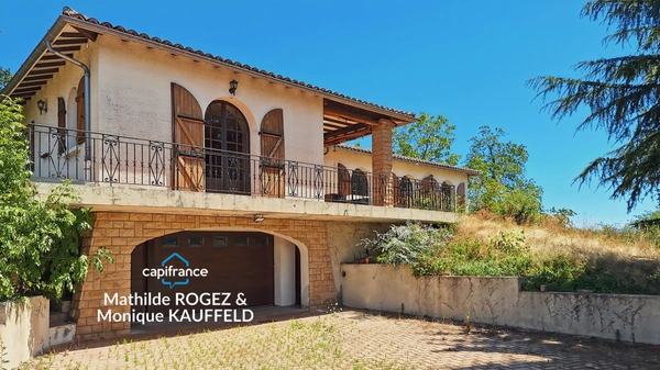 Maison à vendre 7 pièces  (63) avec vue et jardin