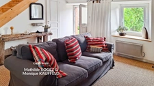 CUNLHAT – ENSEMBLE IMMOBILIER AVEC 2 MAISONS, JARDINS ET DÉPENDANCES – PROCHE GOLF