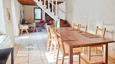 Maison chaleureuse avec grange aménagée et jardin – Trézioux (63)