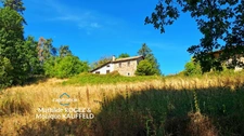 Domaine de caractère sur 45 hectares avec étang - Courpière