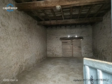 PUYOÔ – MAISON DE CARACTÈRE DE 188,83 M², 5 CHAMBRES, GRANGE D’ENVIRON 300 M² ET TERRAIN DE 1 198 M² – 245 000 €
