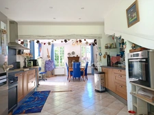 Maison à vendre 7 pièces VILLECHETIVE (89)