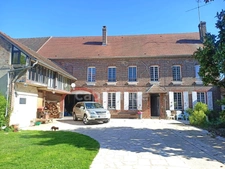 Maison à vendre 7 pièces VILLECHETIVE (89)