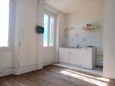 Immeuble à vendre VILLEVALLIER (89)