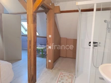 À VENDRE - Ancien corps de ferme rénové avec charme et potentiel à CORNANT ! 175 m² - 2 logements - Grange - Atelier - Terrain clos - Calme absolu ! 🌿🏡