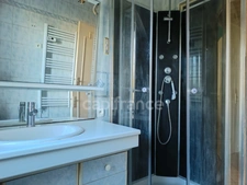 Maison à vendre 4 pièces LAROCHE SAINT CYDROINE (89)