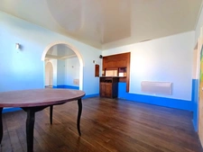 Immeuble à vendre VILLEVALLIER (89)