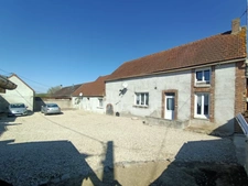 Maison à vendre 7 pièces  (89)
