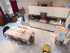 À VENDRE - Ancien corps de ferme rénové avec charme et potentiel à CORNANT ! 175 m² - 2 logements - Grange - Atelier - Terrain clos - Calme absolu ! 🌿🏡