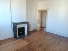 Immeuble à vendre VILLEVALLIER (89)
