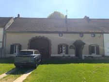 Maison à vendre 8 pièces VILLECHETIVE (89)-1h30 Paris