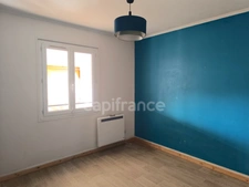 Maison à vendre 4 pièces LAROCHE SAINT CYDROINE (89)