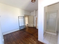 Maison à vendre 13 pièces VILLEVALLIER (89)