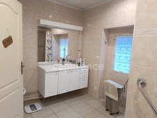 À VENDRE - Ancien corps de ferme rénové avec charme et potentiel à CORNANT ! 175 m² - 2 logements - Grange - Atelier - Terrain clos - Calme absolu ! 🌿🏡
