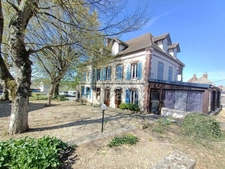 Maison à vendre 13 pièces VILLEVALLIER (89)