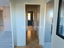 Maison à vendre 4 pièces LAROCHE SAINT CYDROINE (89)
