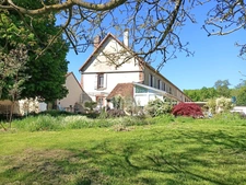 Maison à vendre 7 pièces VILLECHETIVE (89)