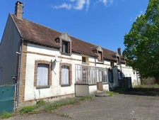 Maison à vendre 7 pièces  (89)