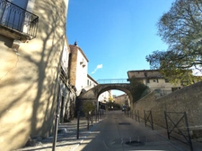 AUTHENTICITÉ & CHARME AUX PORTES DES CÉVENNES – MAISON T5 À RÉNOVER ! 