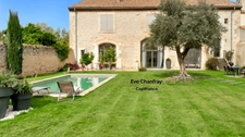 Exceptional bourgeois house of 325 m² completely renovated with swimming pool, outbuilding and large enclosed grounds