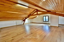 Haute-Garonne (31) department, for sale in Saint-Gaudens: Single-storey house 215m2 + Apartment, Garage, 850m2 plot of land  