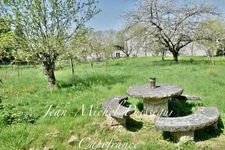 Haute-Garonne (31) department, for sale in Saint-Gaudens: Building to renovate, 220m2, 3300m2 plot 