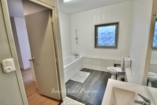 Immeuble à vendre à SAINT GAUDENS (31), avec Restaurant et 7 Appartements