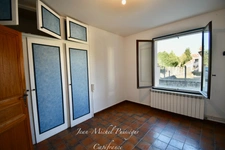 Haute-Garonne (31) department, for sale in Saint-Gaudens: Single-storey house 215m2 + Apartment, Garage, 850m2 plot of land  